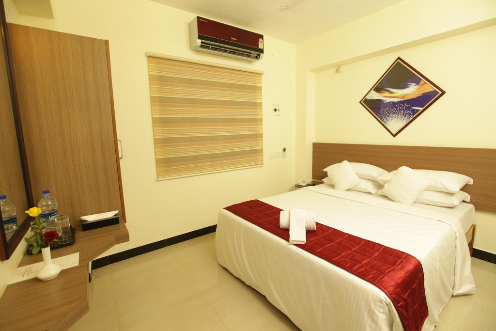 Aakash Inn Tiruvannamalai Exterior photo